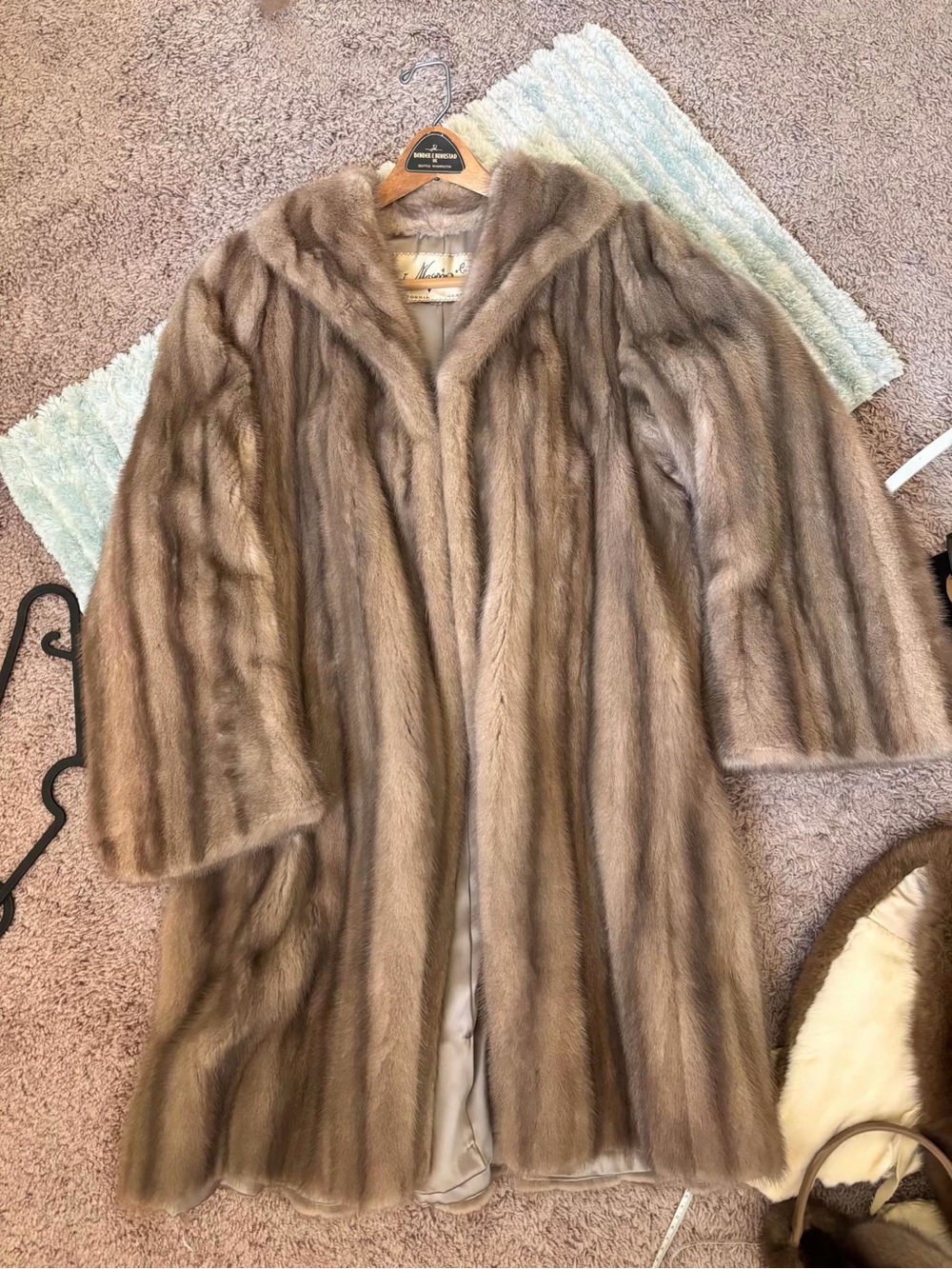 Vintage I. Magnin & Co. Genuine Mink Fur Coat – Taupe Brown / Gray